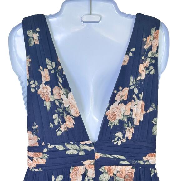 NEW LULUS Heavenly Hues Navy Blue Floral Maxi Dress Deep V-Neck & Back Sz S - Picture 8 of 14
